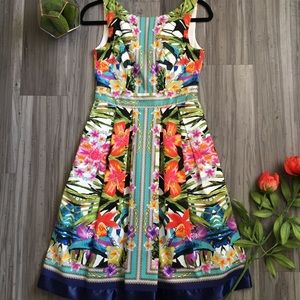 Gorgeous Maggy London Dress! 🌺